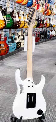 Ibanez - JEM Junior Steve Vai Signature Electric Guitar with Vine Inlay - Left Handed - White 2
